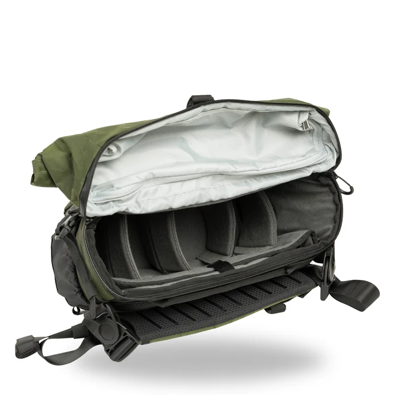 Compagnon Element sling 12L forest green