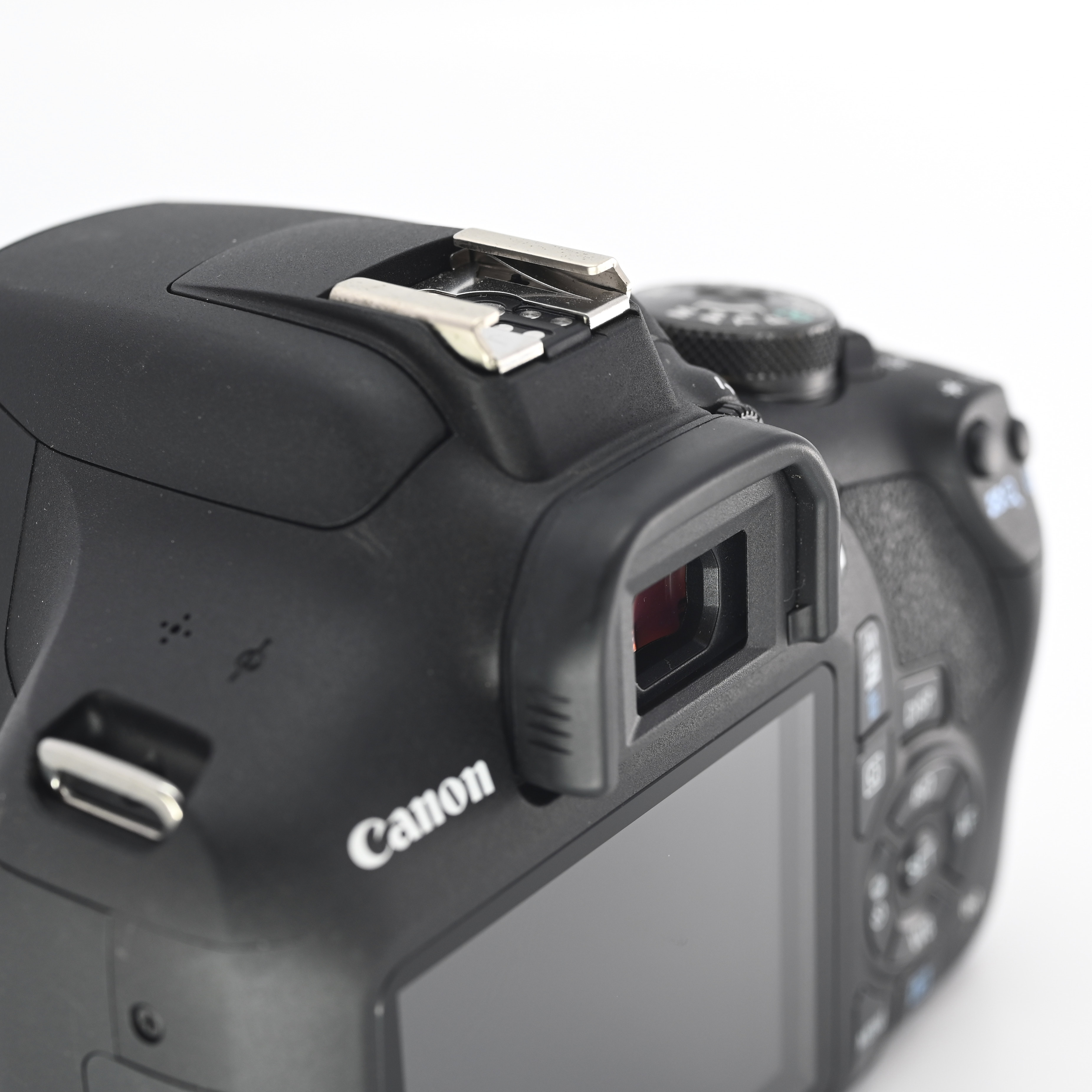 Canon EOS 2000D gebraucht