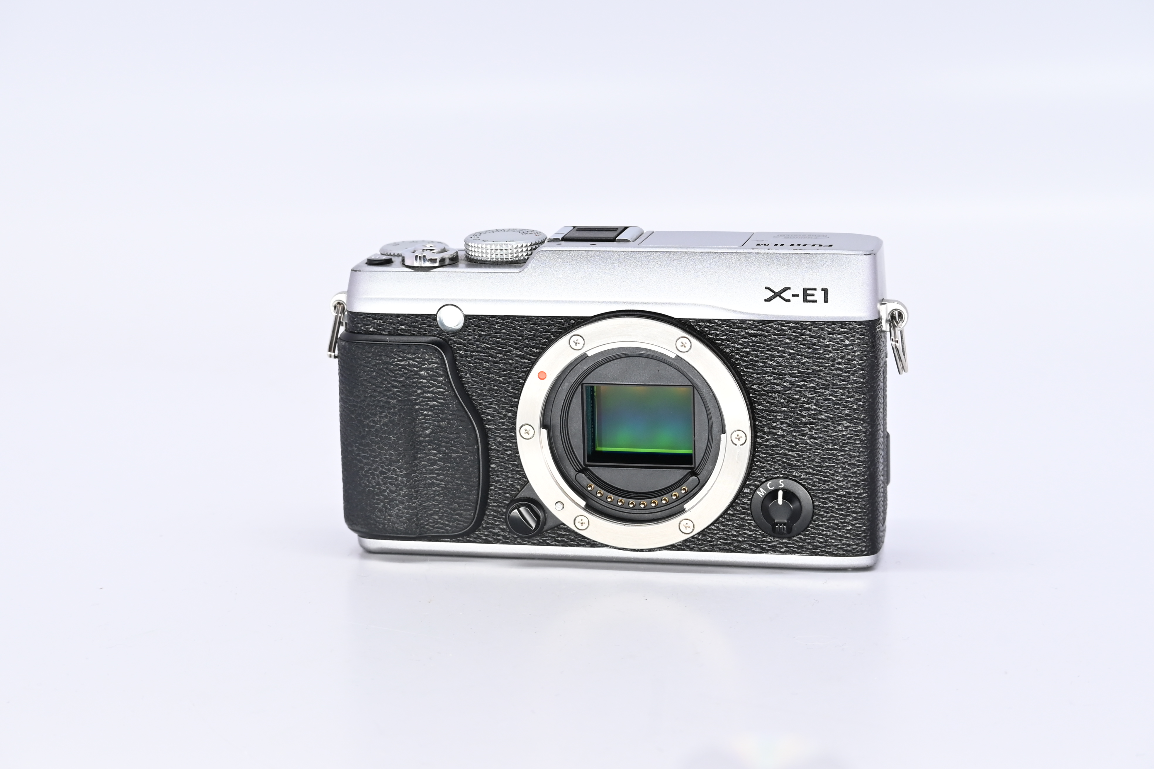 Fujifilm X-E1 Gehäuse silber gebraucht
