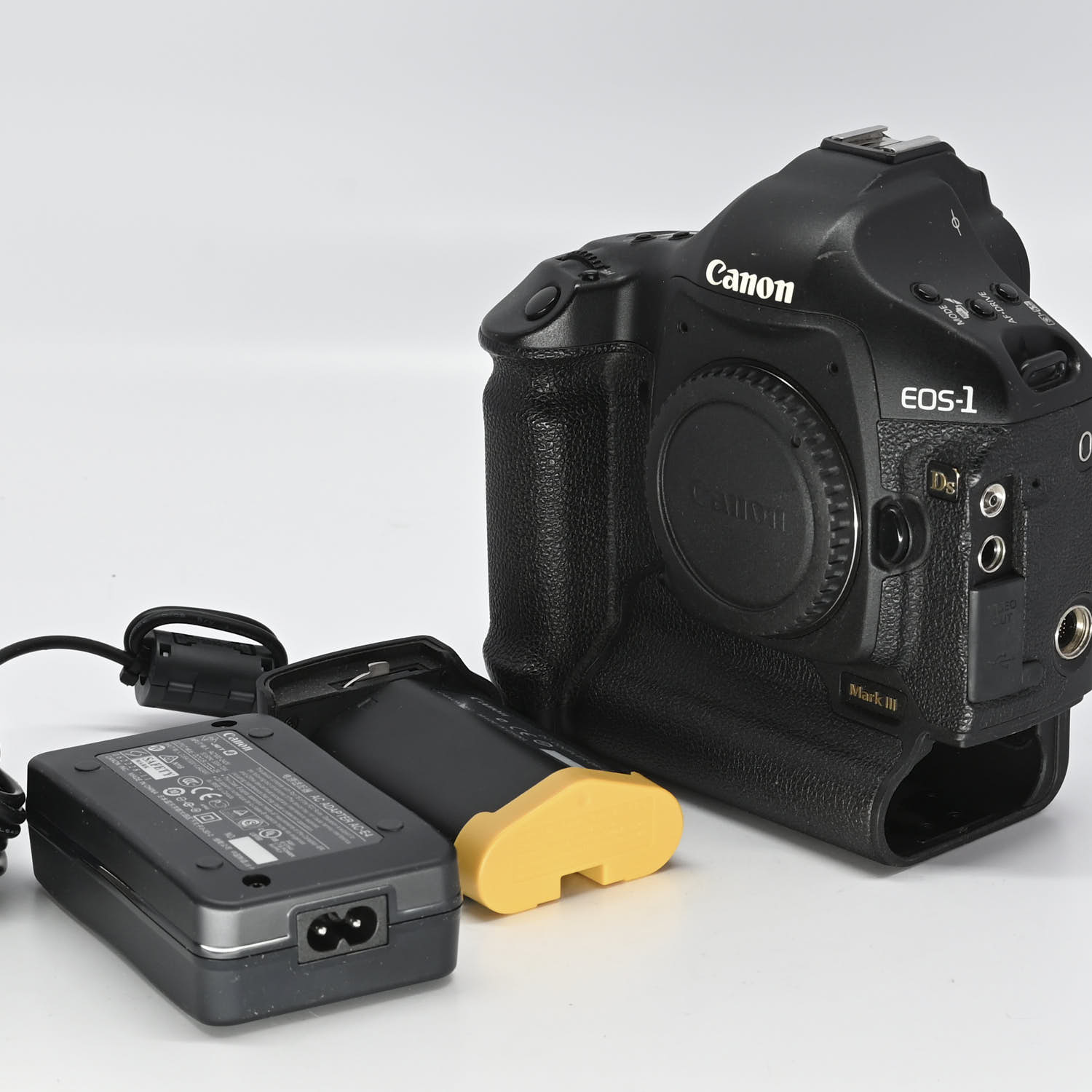 Canon EOS-1 DS III gebraucht