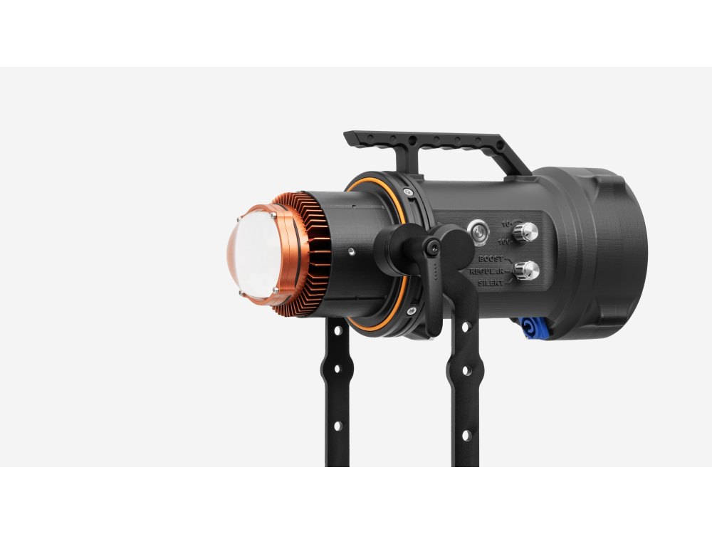 Maxima 6 GaN inkl. Bowens Adpater