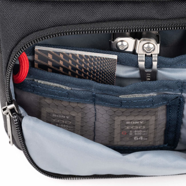 ThinkTank Mirrorless Mover 20 cool grey