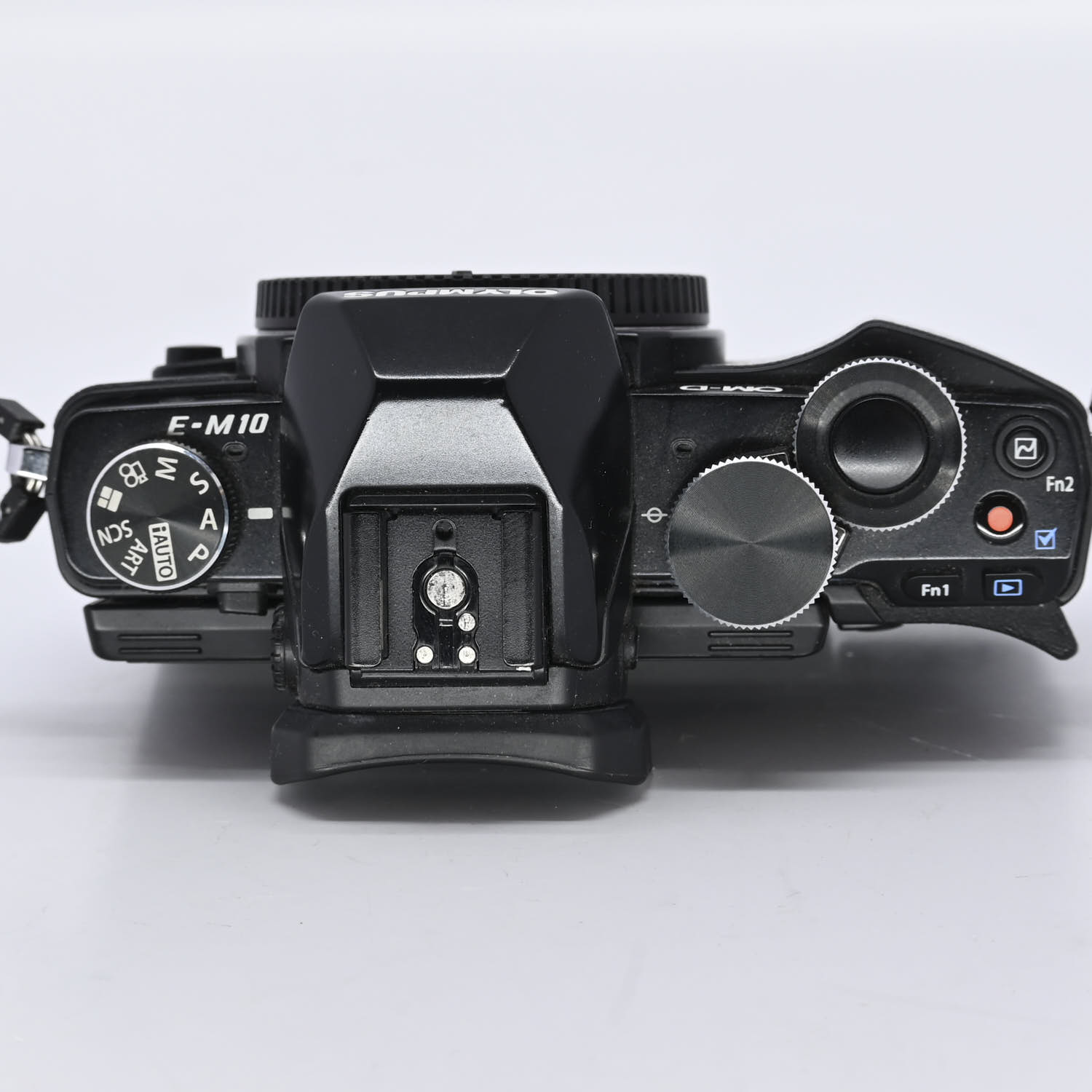 Olympus E-M10 schwarz gebraucht