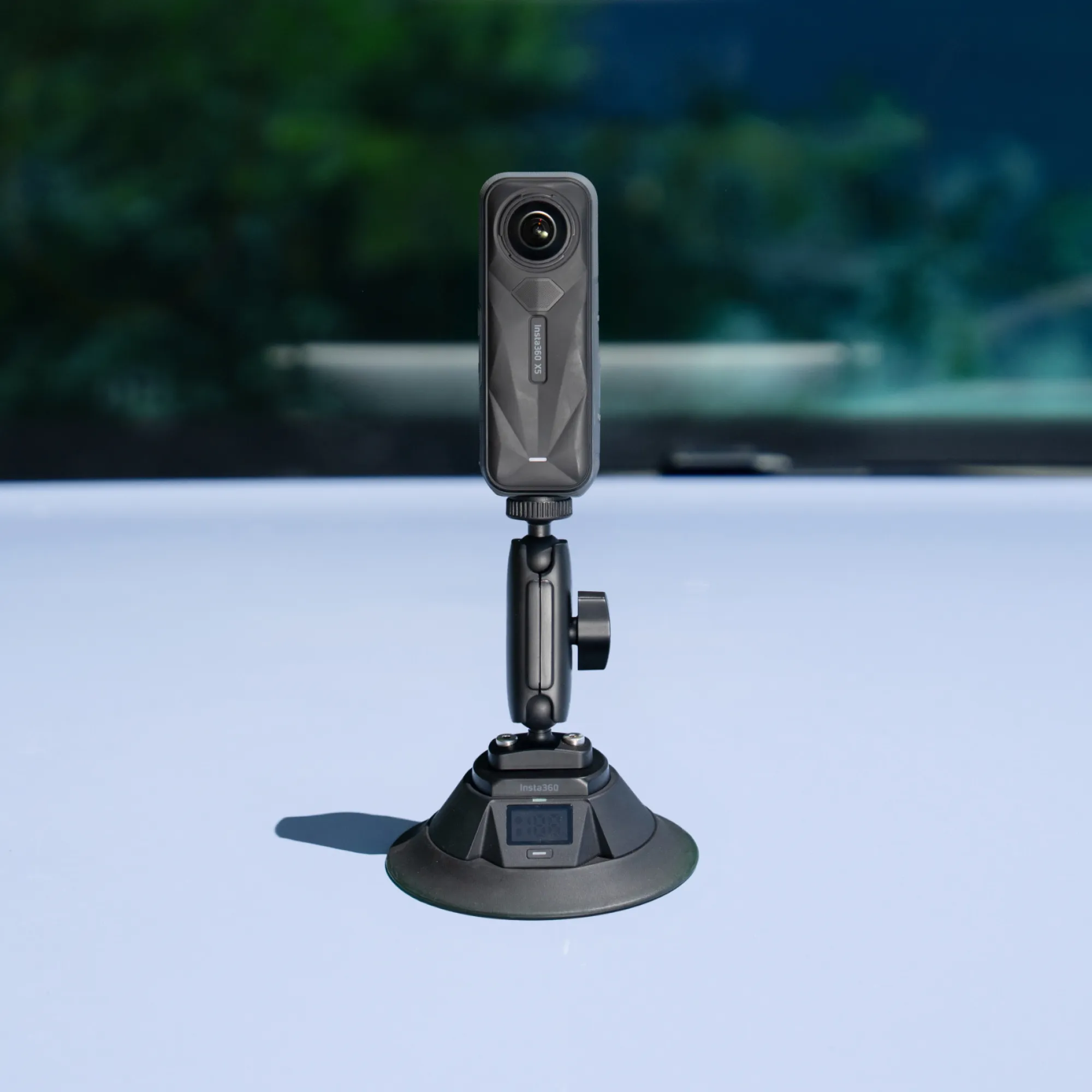 Insta360 Elektrische Saugnapf-Halterung