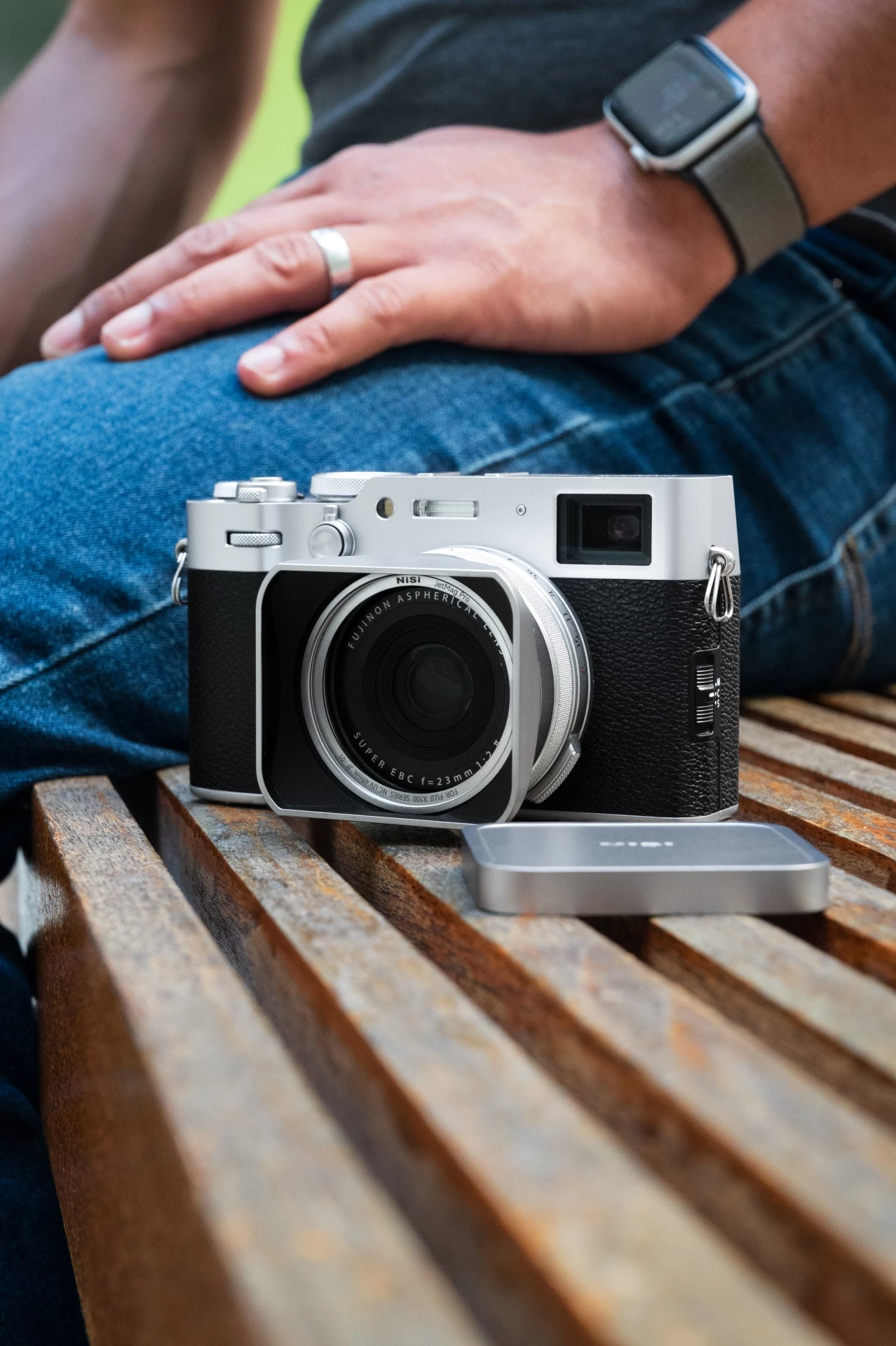 NiSi JetMag Pro Fuji X100 Lens Hood Kit silber