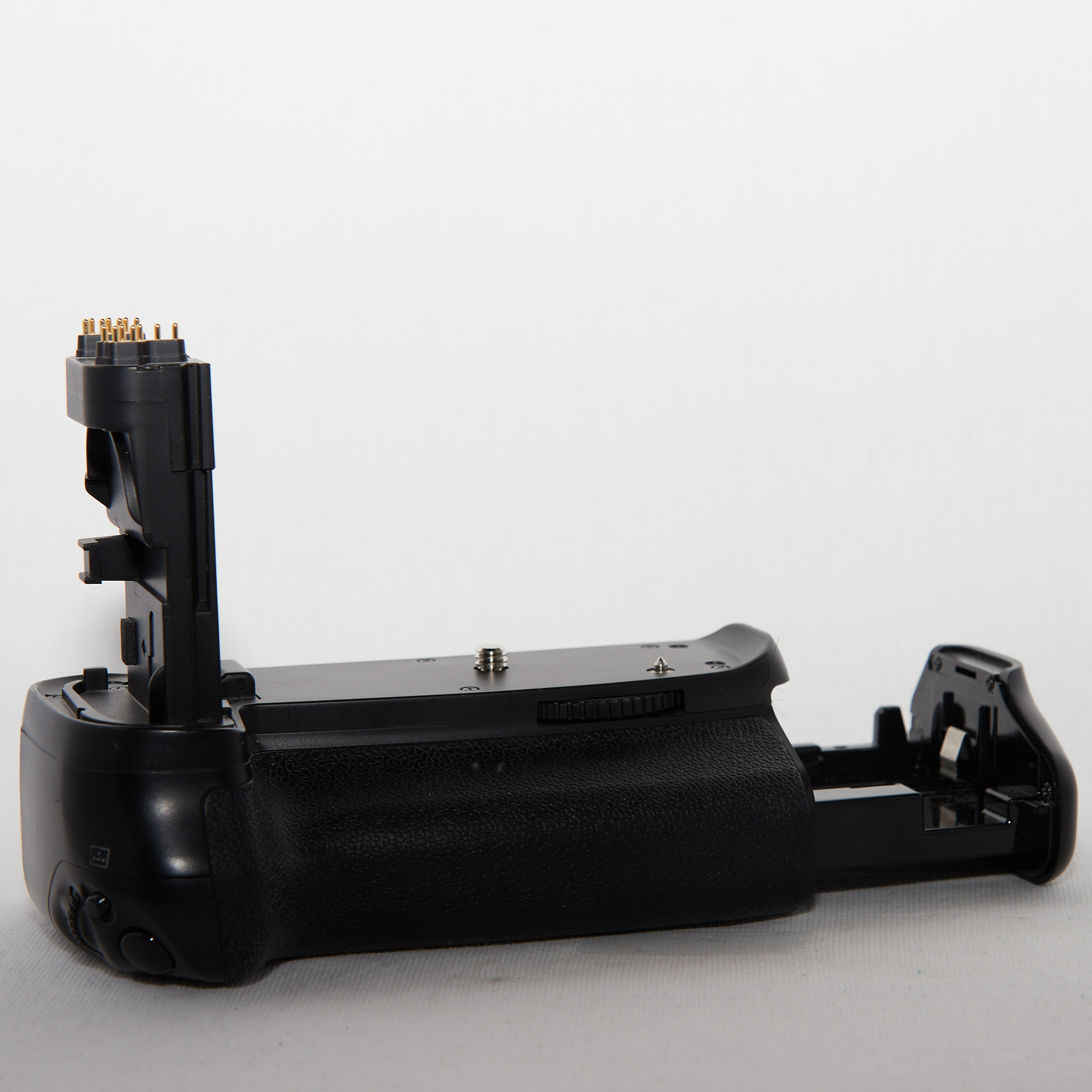 Meike MK-70D Batteriegriff f. EOS70D gebraucht 7721010129293