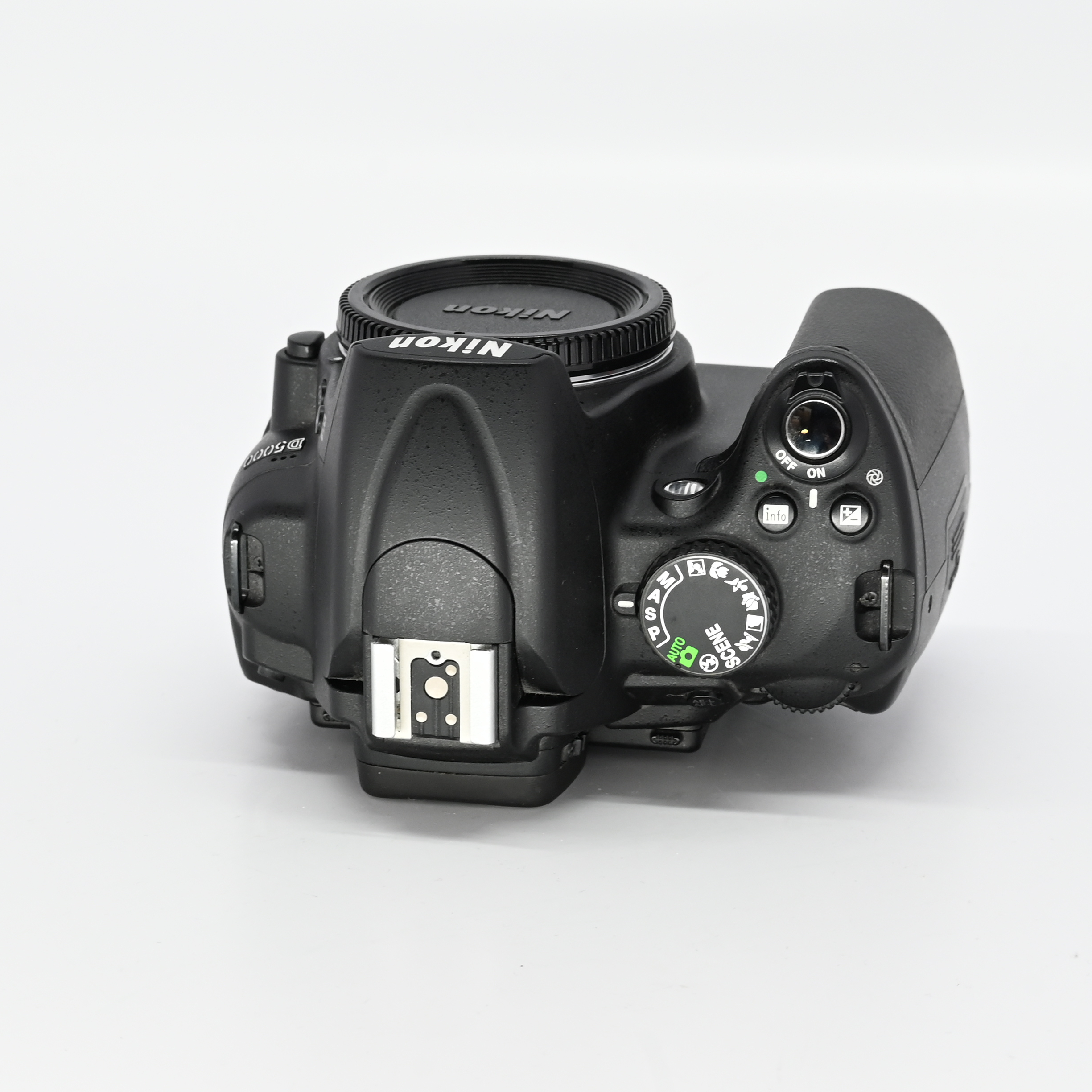 Nikon D5000 gebraucht