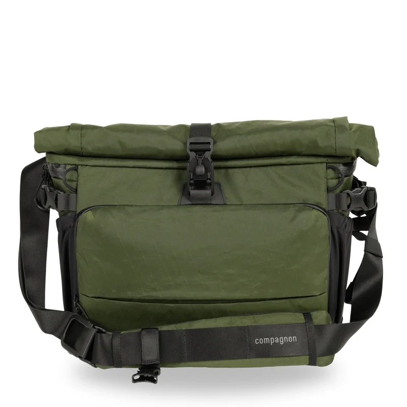 Compagnon Element sling 12L forest green