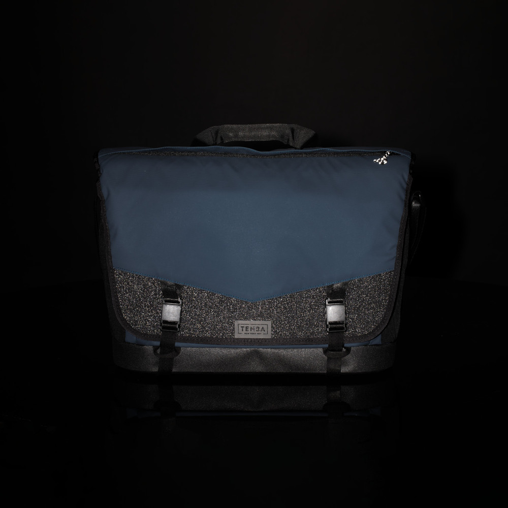 Tenba DNA 16 DSLR Messenger blau