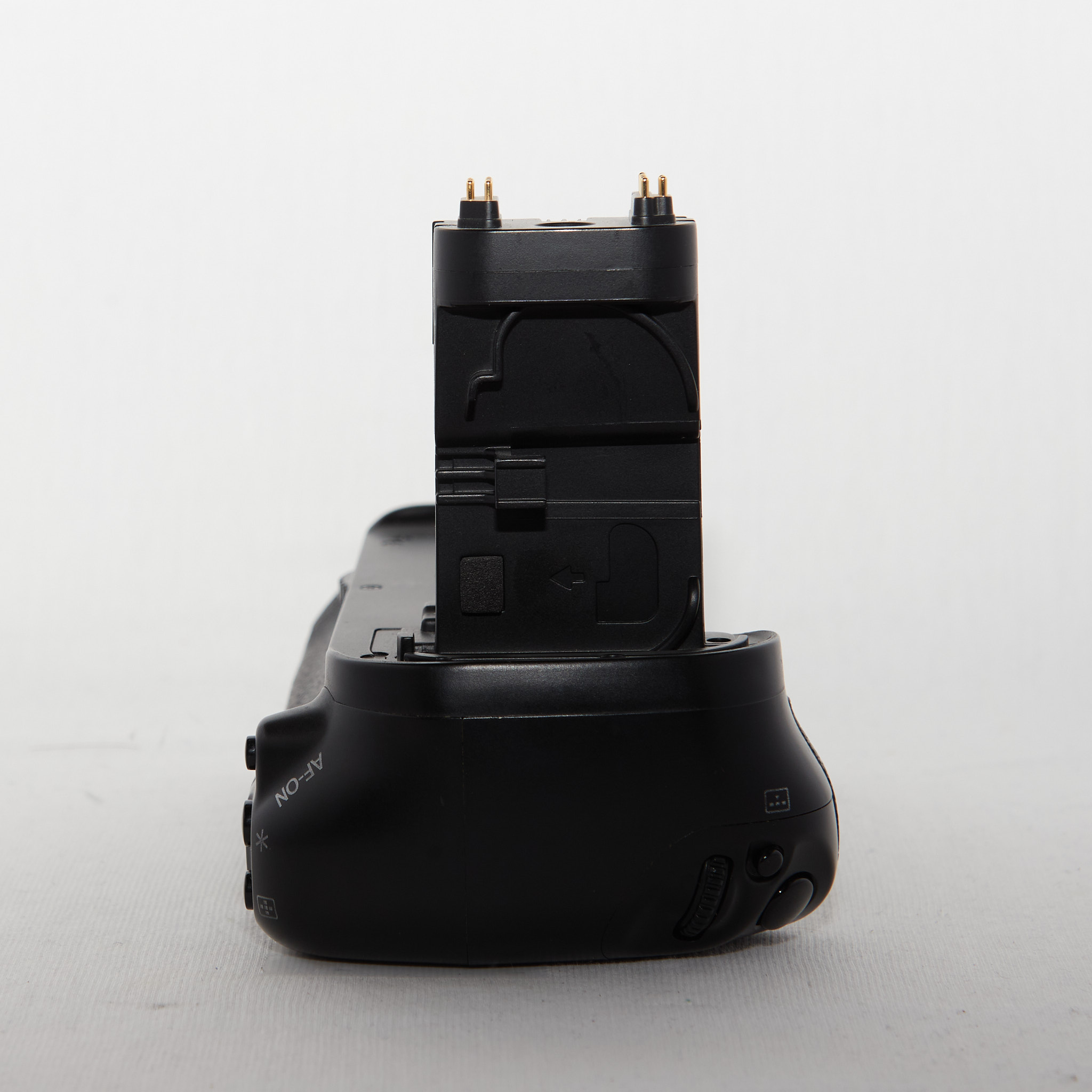 Meike MK-70D Batteriegriff f. EOS70D gebraucht 7721010129293