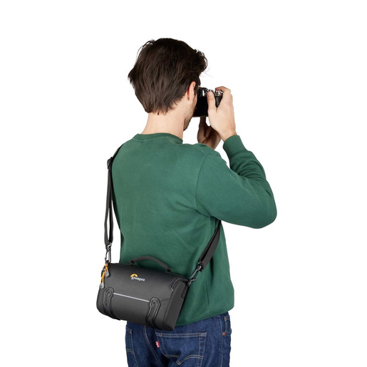 Lowepro Adventura SH160 III schwarz